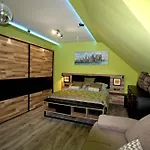 Lux Apartmanhaz Апартаменты
