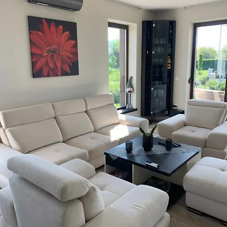 Lux Apartmanhaz Appartement Paloznak