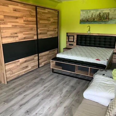 Apartment Lux Apartmanhaz